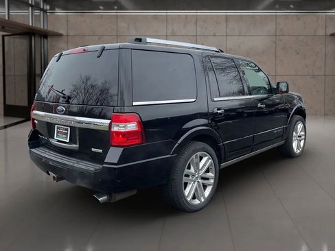 Used 2017 Ford Expedition Platinum image 5