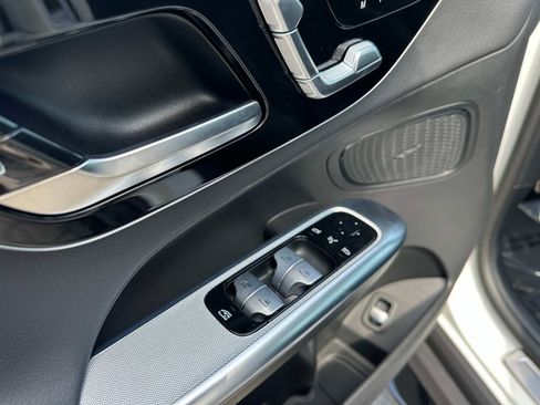 New 2025 Mercedes-Benz GLC 43 AMG AMG 43 4MATIC SUV image 18