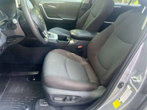 Used 2025 Toyota RAV4 XLE w/ Convenience Package AWD/4WD image 11
