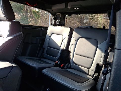 Used 2024 Ford Bronco Big Bend image 10