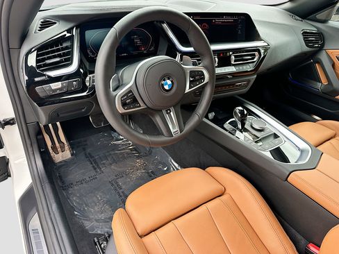 Used 2026 BMW Z4 sDrive30i w/ Convenience Package image 9