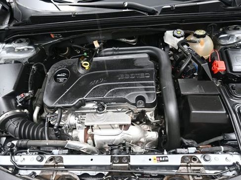 Used 2024 Chevrolet Malibu LT image 29