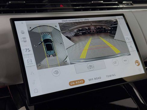 New 2026 Land Rover Range Rover Sport SE AWD/4WD image 15