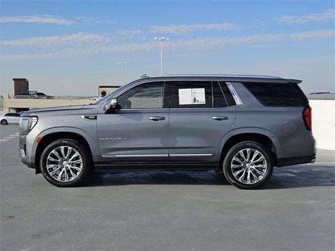 Used 2022 GMC Yukon Denali w/ Denali Ultimate Package image 4