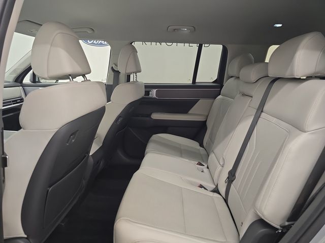 Used 2026 Hyundai Santa Fe SEL AWD/4WD image 18