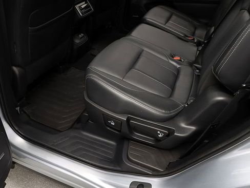 Used 2020 Subaru Ascent Limited w/ Technology Package AWD/4WD image 28