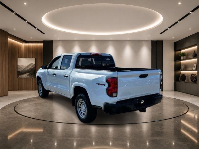 Used 2025 Chevrolet Colorado W/T w/ Advanced Trailering Package AWD/4WD image 7