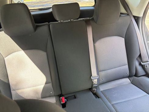Used 2025 Kia Sportage LX FWD image 34