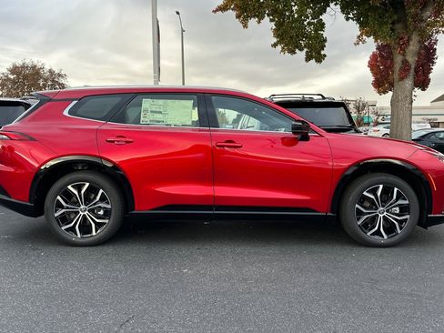 New 2025 Toyota Crown Signia image 9