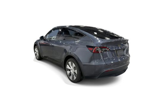 Certified 2023 Tesla Model Y Long Range AWD/4WD image 4