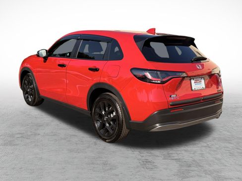 Certified 2025 Honda HR-V Sport image 4