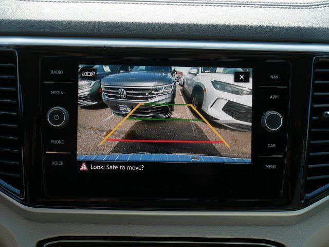Used 2021 Volkswagen Atlas SEL FWD image 35