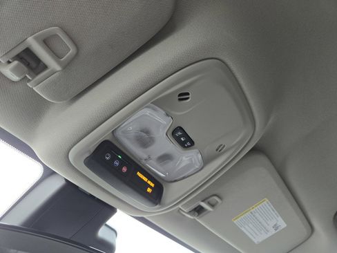 Used 2024 Buick Encore GX Sport Touring image 20