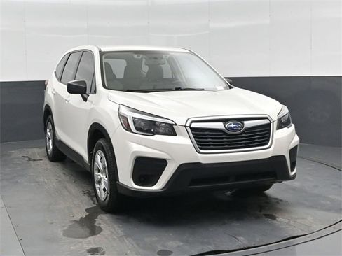 Used 2021 Subaru Forester Base image 10