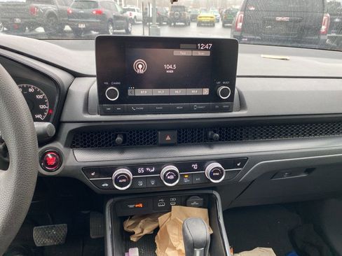 Used 2023 Honda CR-V EX image 11