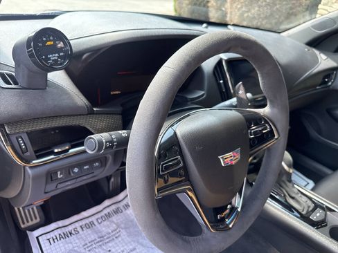 Used 2016 Cadillac ATS V w/ Luxury Package RWD image 18