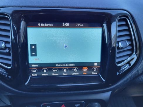 Used 2018 Jeep Compass Limited w/ Navigation Group FWD image 33