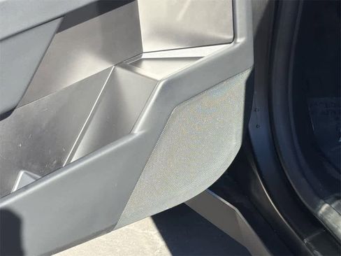 Used 2024 Tesla Cybertruck AWD Crew Cab image 24