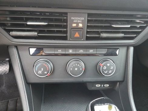 Used 2024 Volkswagen Jetta S image 25