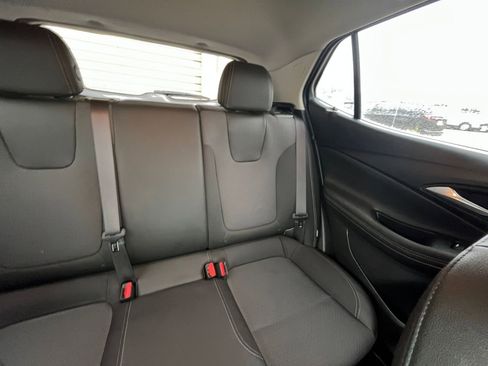 Used 2025 Buick Encore GX Preferred image 31