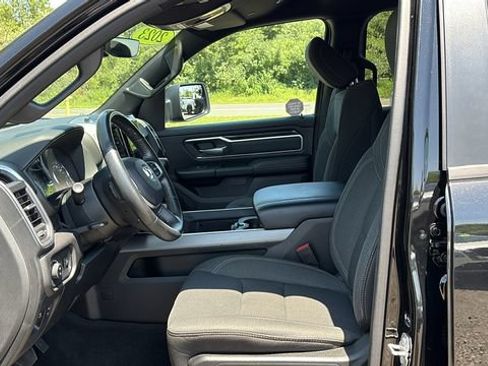 Used 2023 RAM 1500 Big Horn AWD/4WD image 9