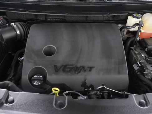 Used 2023 Chevrolet Traverse RS AWD/4WD image 26