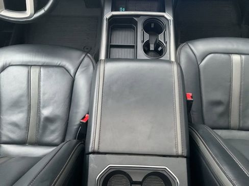 Used 2022 Ford F250 Platinum w/ FX4 Off-Road Package image 19