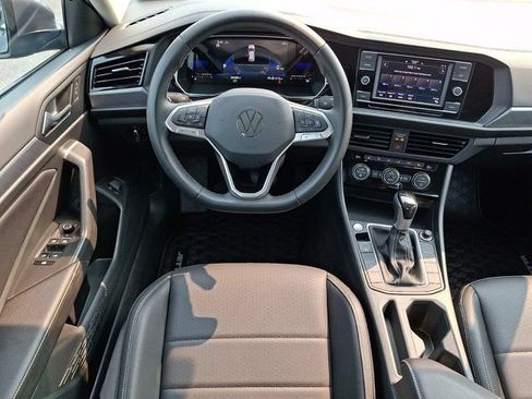 Used 2023 Volkswagen Jetta SE w/ Black Wheel Package FWD image 14