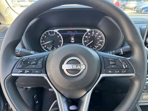 Used 2025 Nissan Sentra SV image 25