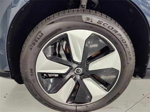 New 2025 Volvo EX90 Plus image 7