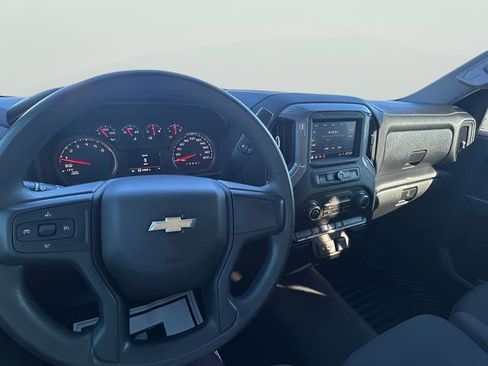 Used 2022 Chevrolet Silverado 1500 Custom image 8