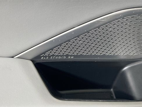 Used 2022 Acura MDX SH-AWD w/ Advance Package image 19