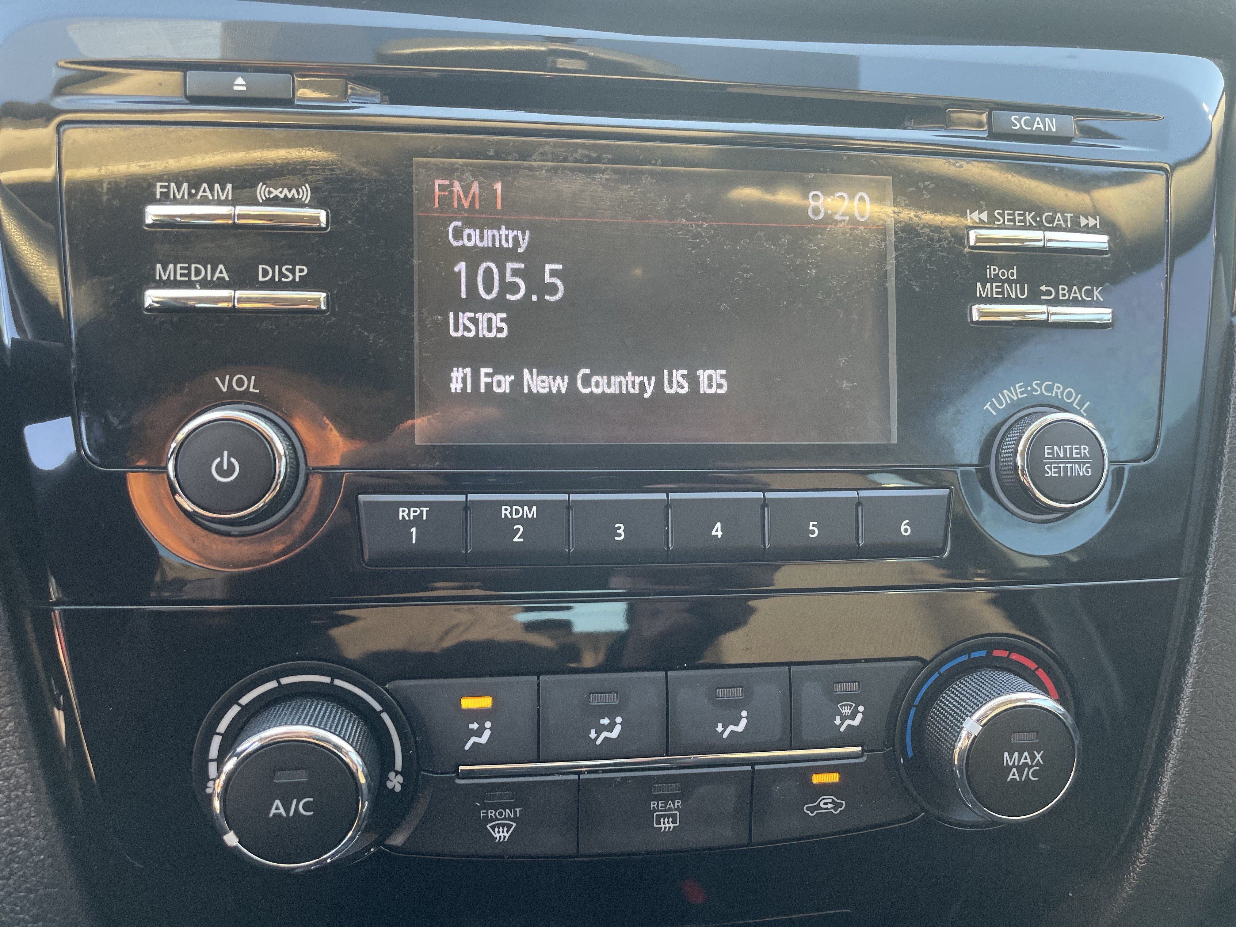 Used 2018 Nissan Rogue Sport S w/ S Appearance Package FWD image 28