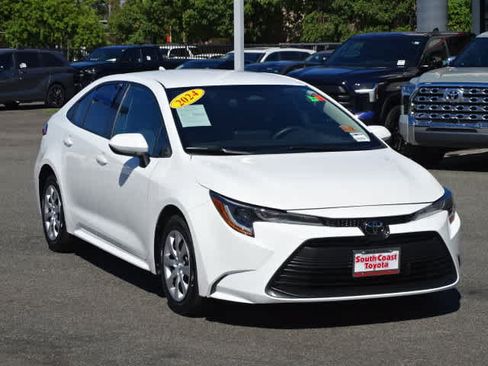 Certified 2024 Toyota Corolla LE FWD image 2