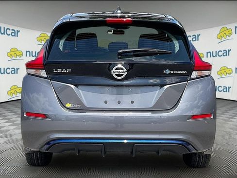 Used 2022 Nissan Leaf S FWD image 5