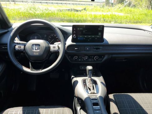 Used 2026 Honda HR-V Sport image 13