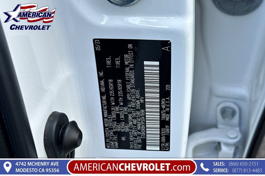 Used 2023 Toyota Highlander XLE AWD/4WD image 41