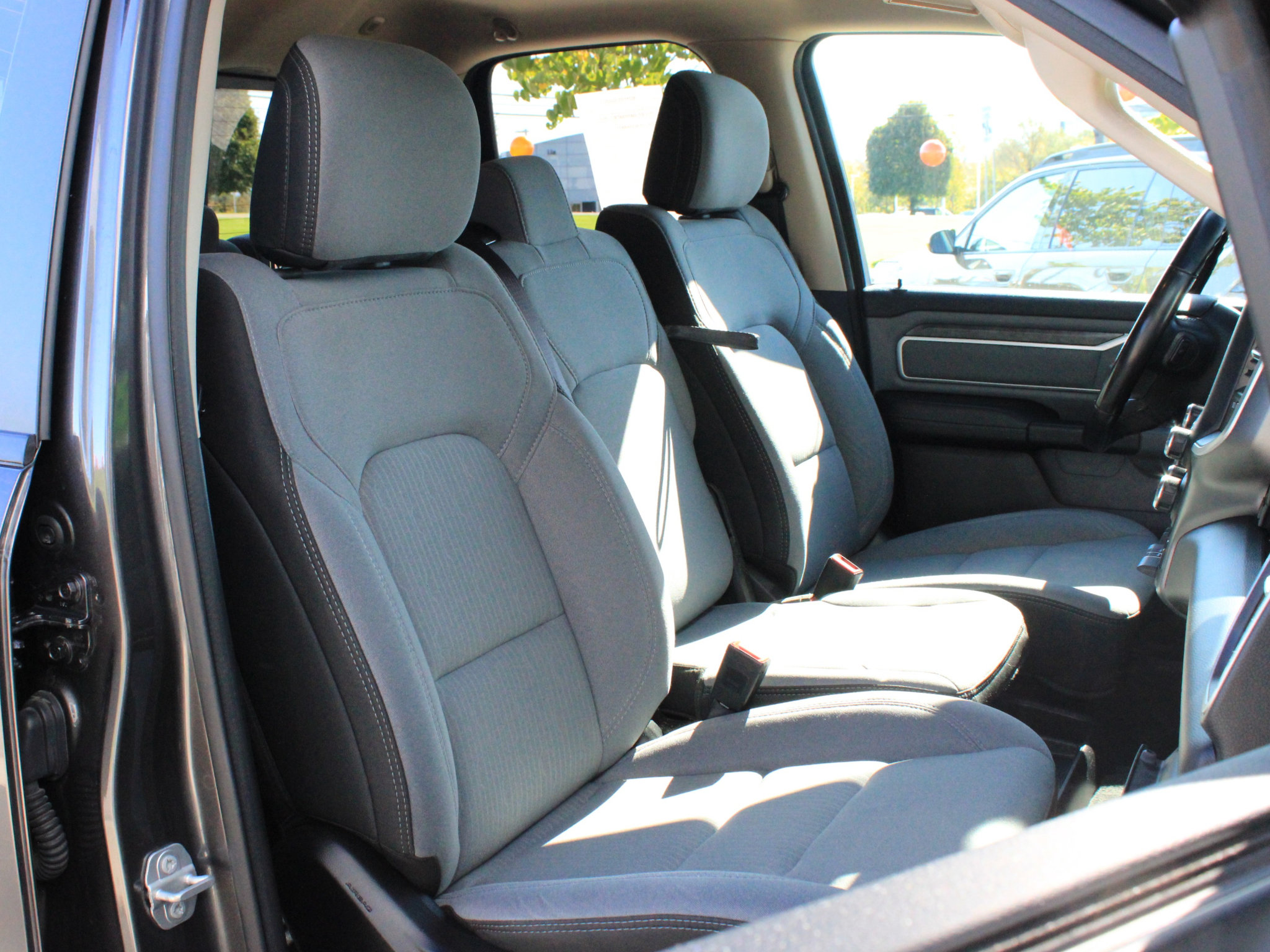 Used 2020 RAM 1500 Big Horn AWD/4WD image 22