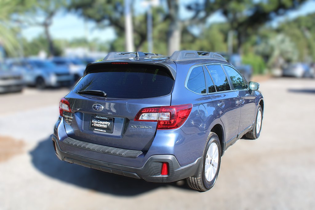 Used 2018 Subaru Outback 2.5i Premium AWD/4WD image 7