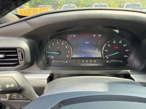 Used 2020 Ford Explorer XLT RWD image 4