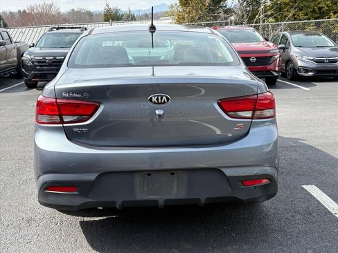 Used 2020 Kia Rio S image 5