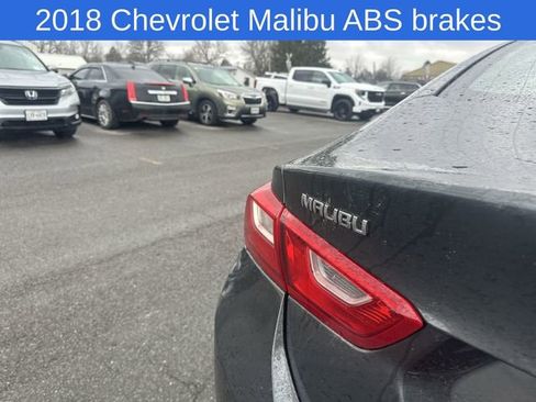 Used 2018 Chevrolet Malibu LT w/ Leather Package image 21