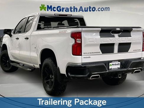Used 2019 Chevrolet Silverado 1500 Custom Trail Boss w/ Custom Convenience Package AWD/4WD image 3