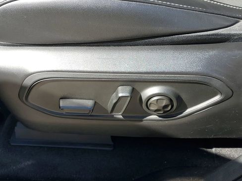 Used 2022 Jeep Grand Cherokee L Laredo AWD/4WD image 21