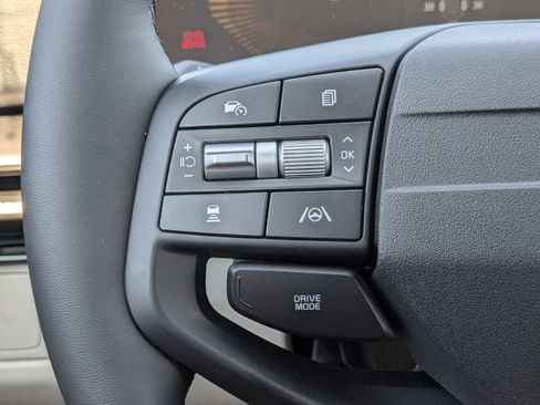 New 2026 Kia Sportage EX FWD image 30