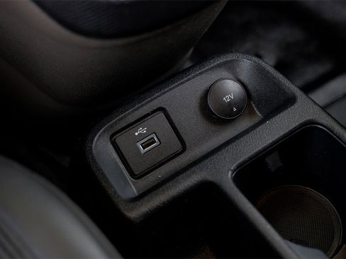 Used 2022 Ford Transit Connect XL image 22