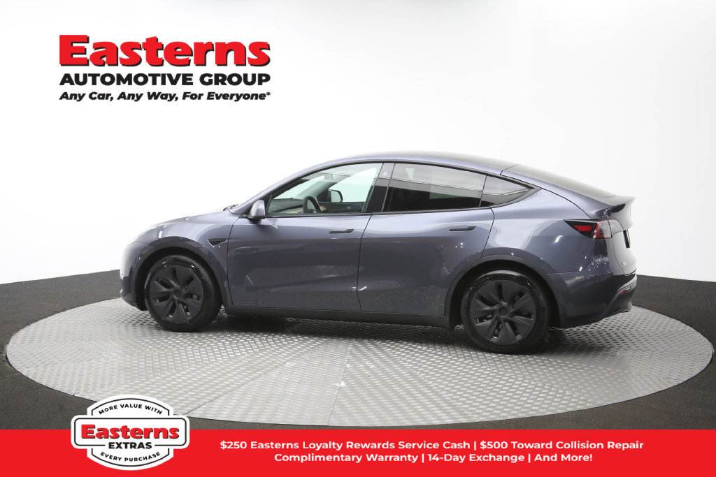 Used 2022 Tesla Model Y Long Range AWD/4WD image 57