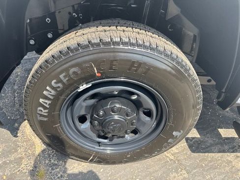New 2026 RAM 2500 Tradesman AWD/4WD image 10