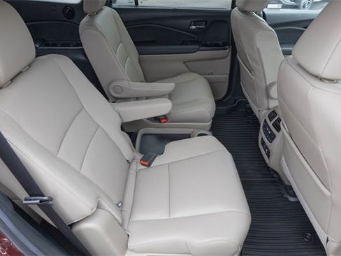 Used 2022 Honda Pilot Touring image 20