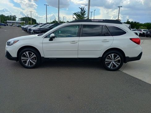 Used 2019 Subaru Outback 2.5i Limited w/ Popular Package #2 AWD/4WD image 8